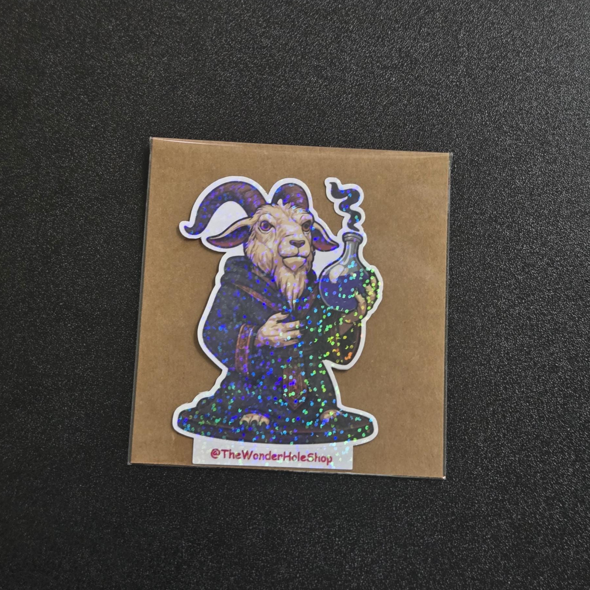Prepotente sticker: dungeon crawler carl